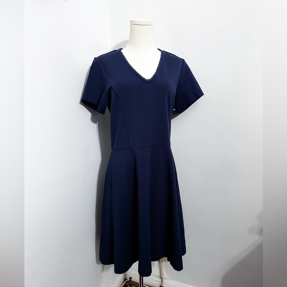 Draper James Navy Blue Dress V-Neck M Love Circle Dress Reese Witherspoon NWOT